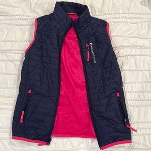 Vineyard Vines girls navy quilted vest with pink lining and trim. Gently worn.